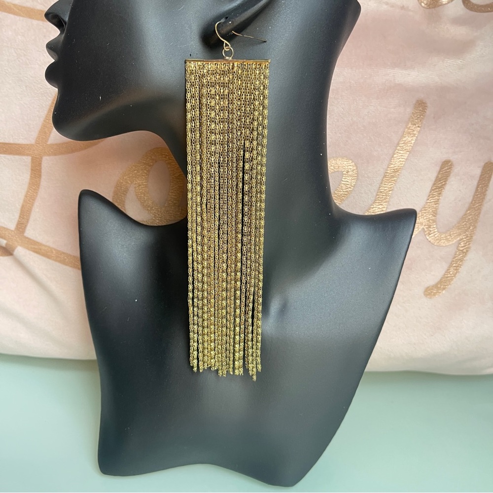 BCBG Gold Statement piece 🌟